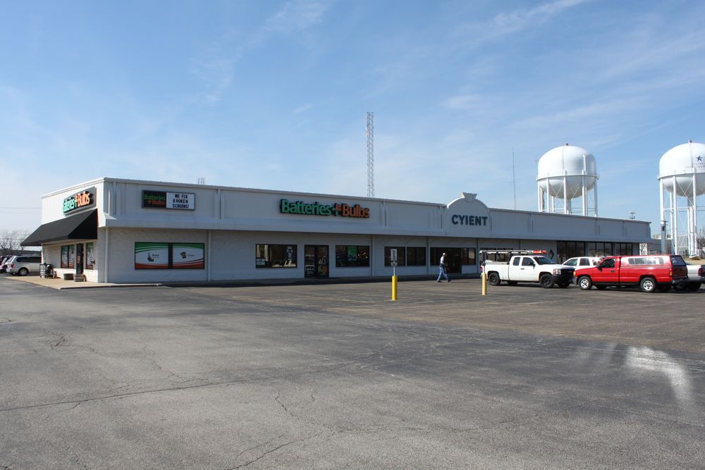 8001 N University St, Peoria, IL 61615